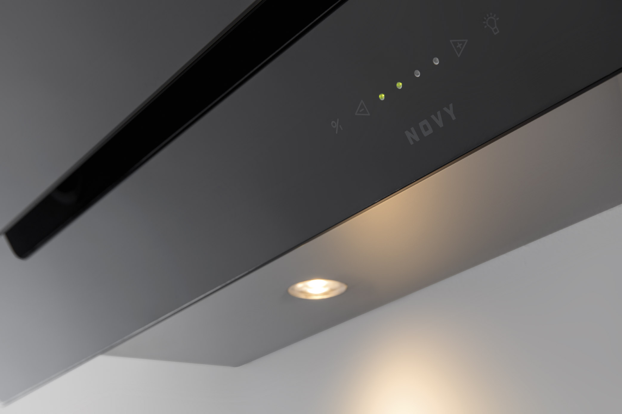 7838 Cappa da parete Novy Vision   